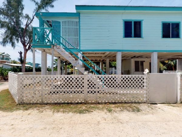 Ambergris Caye Home 1008343