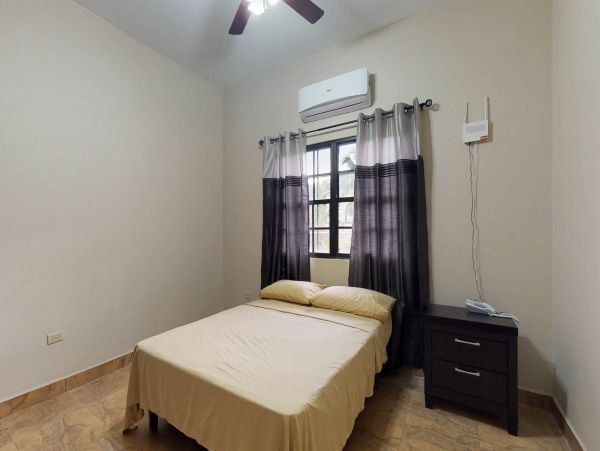 Ambergris Caye Home 1008345