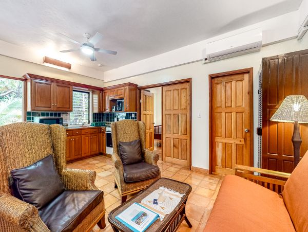 Ambergris Caye Home 1008346