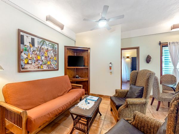 Ambergris Caye Home 1008346