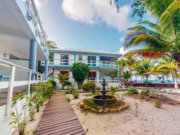 Ambergris Caye Home 1008346