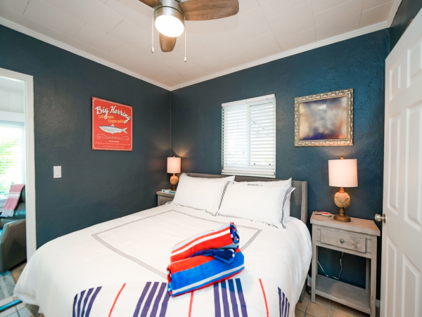 Charming 2 Bedroom Vacation Duplex Just a Few Steps to Beach