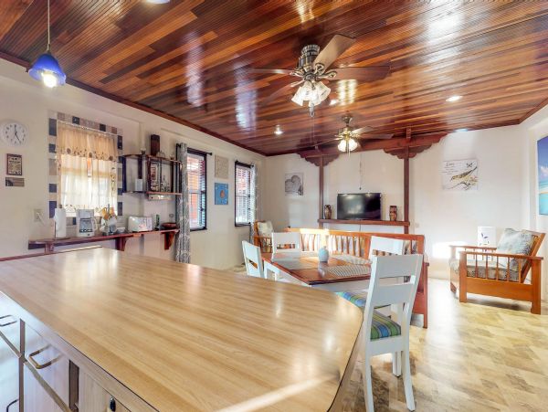 Ambergris Caye Home 1008350