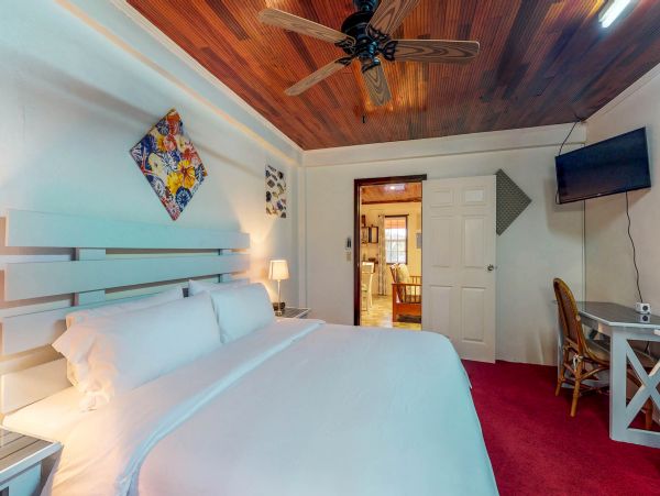 Ambergris Caye Home 1008350
