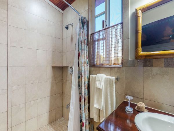 Ambergris Caye Home 1008350