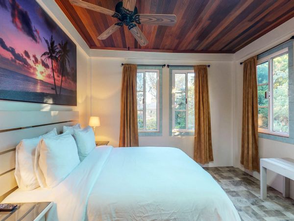 Ambergris Caye Home 1008350