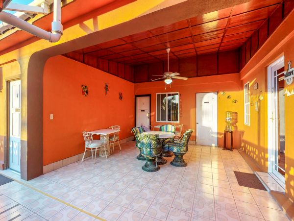Ambergris Caye Home 1008350