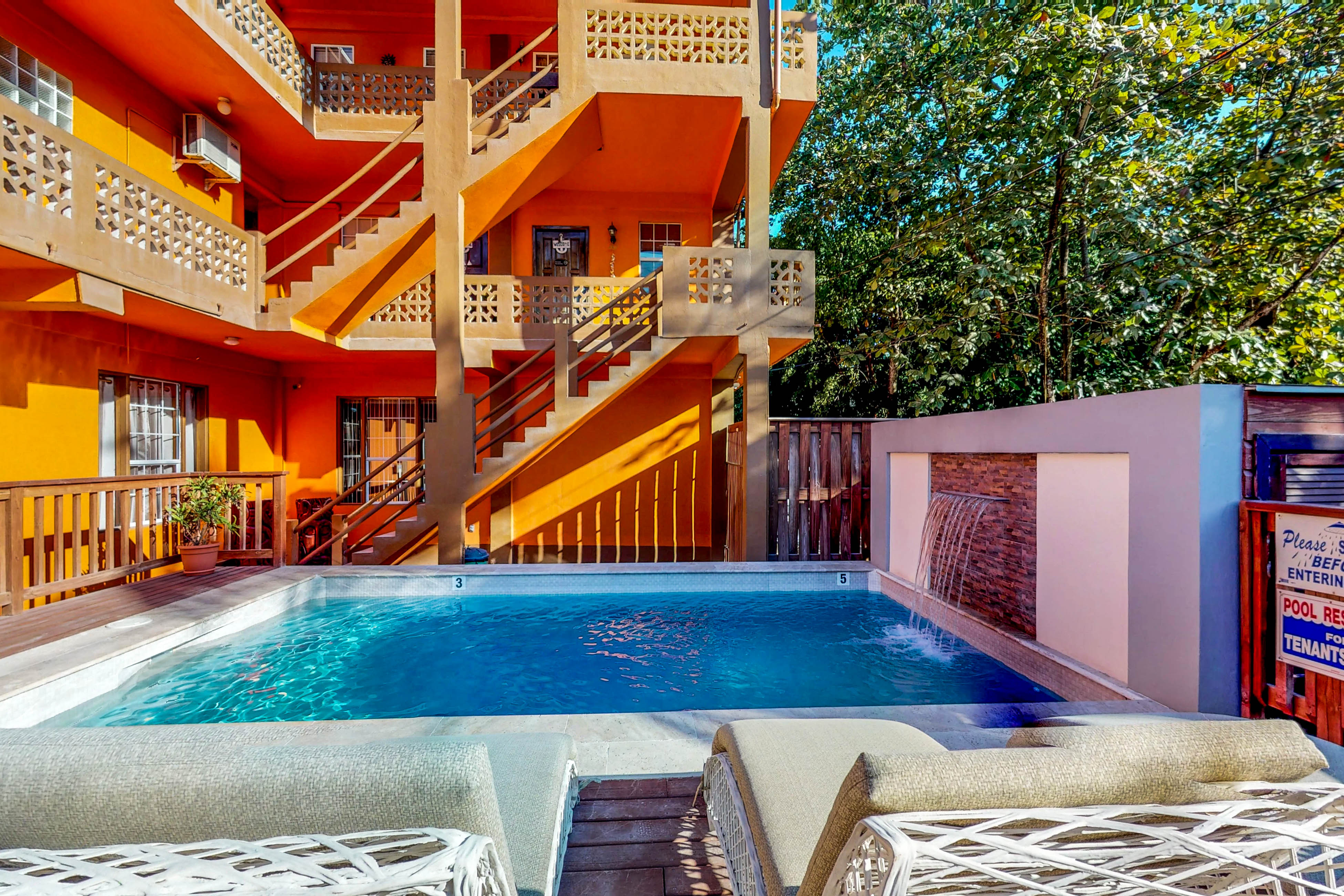 Ambergris Caye Home 1008350