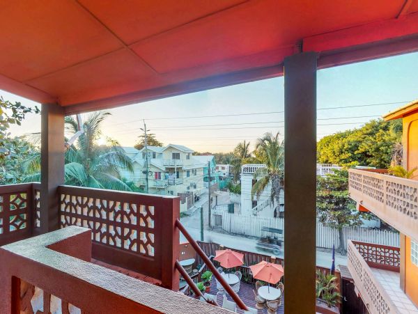 Ambergris Caye Home 1008350