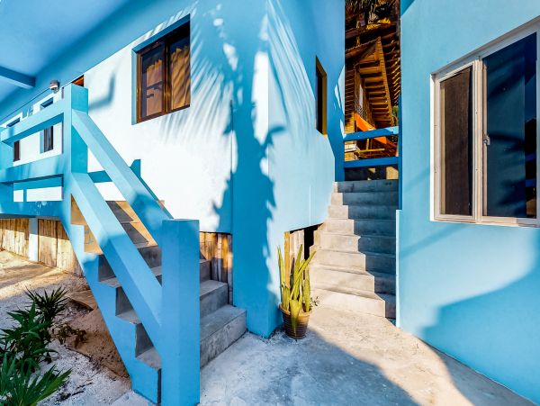 Ambergris Caye Home 1008352
