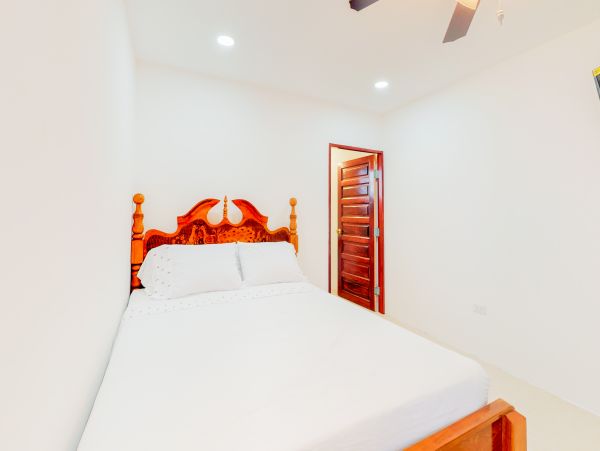 Ambergris Caye Home 1008354