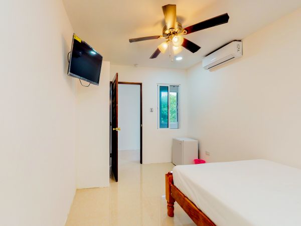 Ambergris Caye Home 1008354