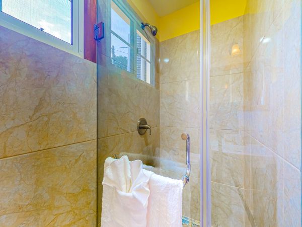 Ambergris Caye Home 1008355