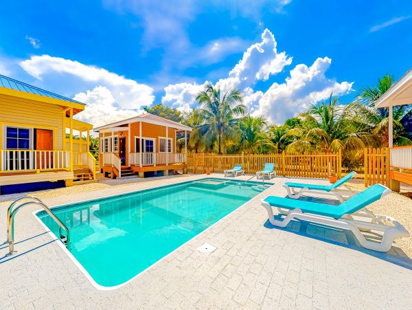 Ambergris Caye Home 1008355