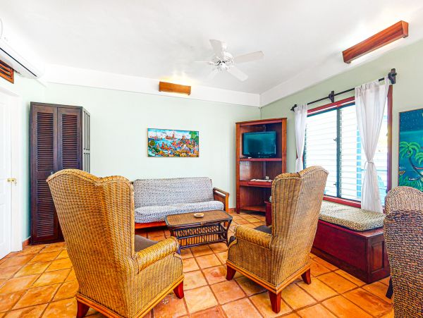 Ambergris Caye Home 1008356