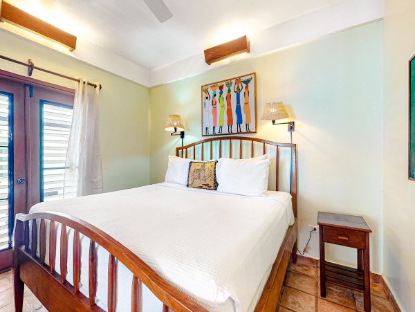 Ambergris Caye Home 1008356