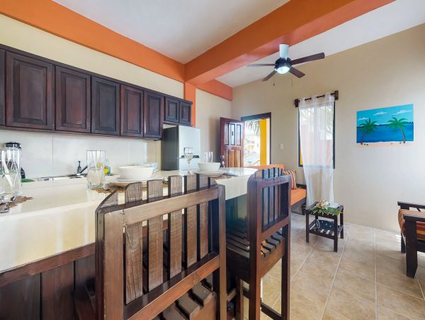 Ambergris Caye Home 1008357