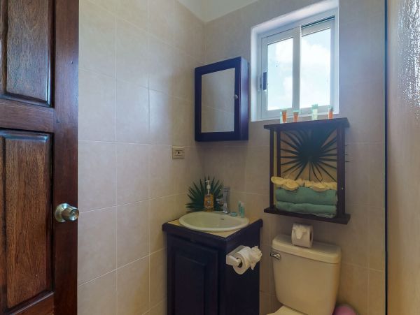 Ambergris Caye Home 1008357