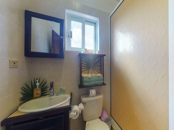 Ambergris Caye Home 1008357