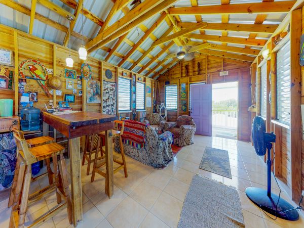 Ambergris Caye Home 1008358