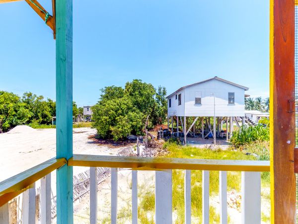 Ambergris Caye Home 1008358