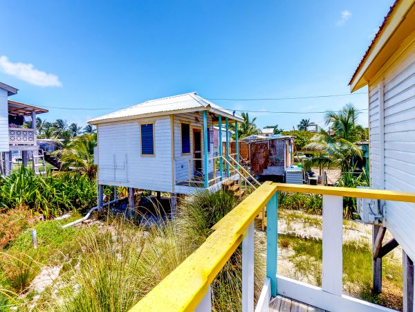 Ambergris Caye Home 1008358