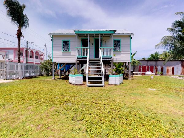Ambergris Caye Home 1008359