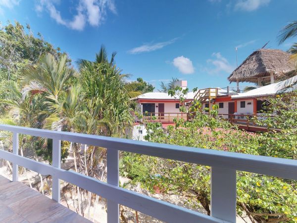 Ambergris Caye Home 1008360