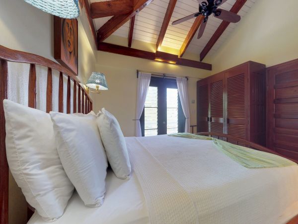 Ambergris Caye Home 1008360
