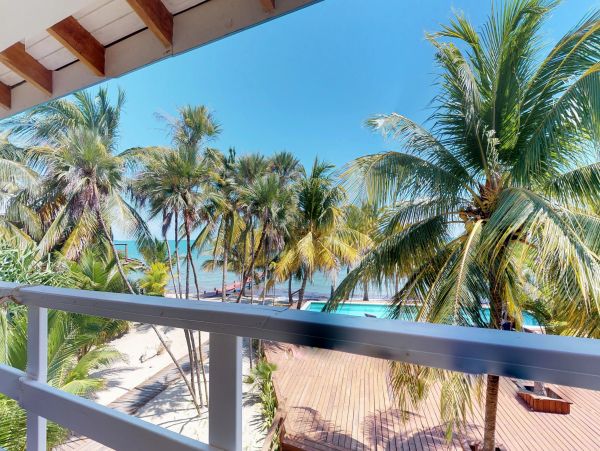Ambergris Caye Home 1008360
