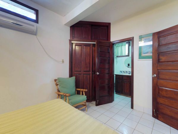 Ambergris Caye Home 1008364