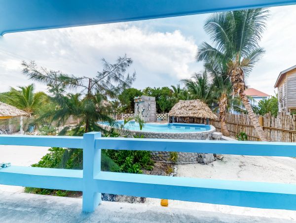 Ambergris Caye Home 1008365
