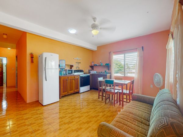 Ambergris Caye Home 1008366