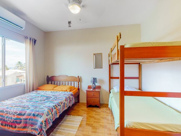 Ambergris Caye Home 1008366