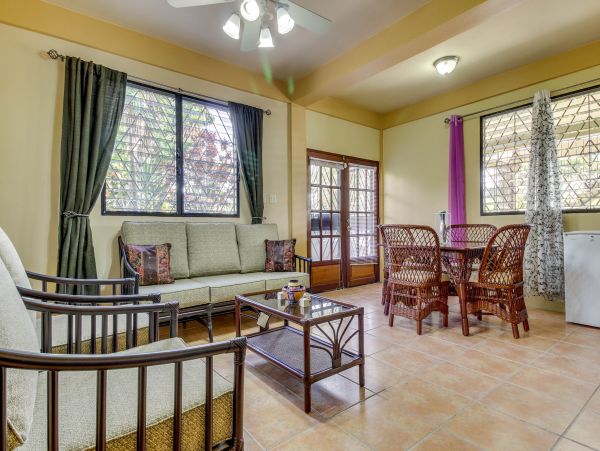 Ambergris Caye Home 1008367