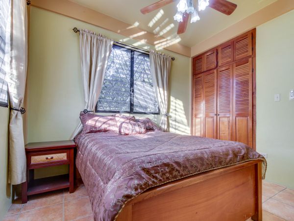 Ambergris Caye Home 1008367