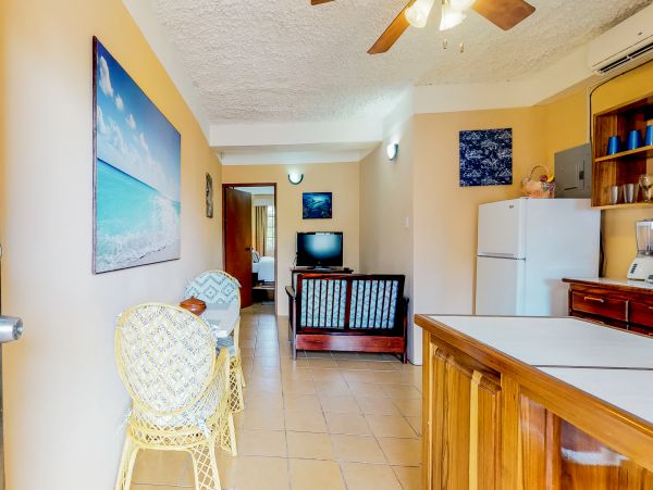 Ambergris Caye Home 1008368