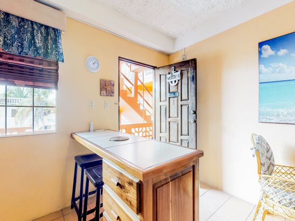 Ambergris Caye Home 1008368