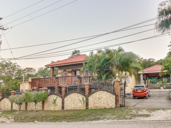 Ambergris Caye Home 1008369