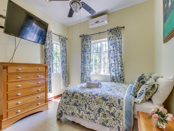 Ambergris Caye Home 1008369