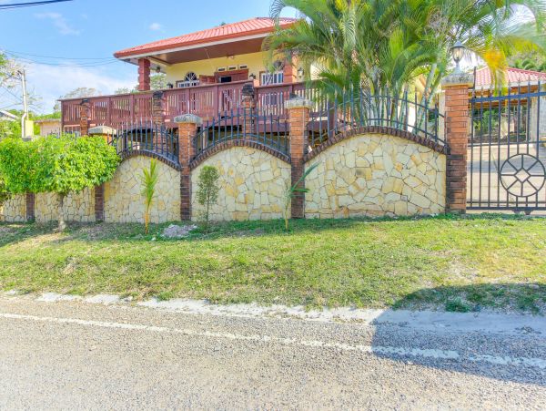 Ambergris Caye Home 1008369