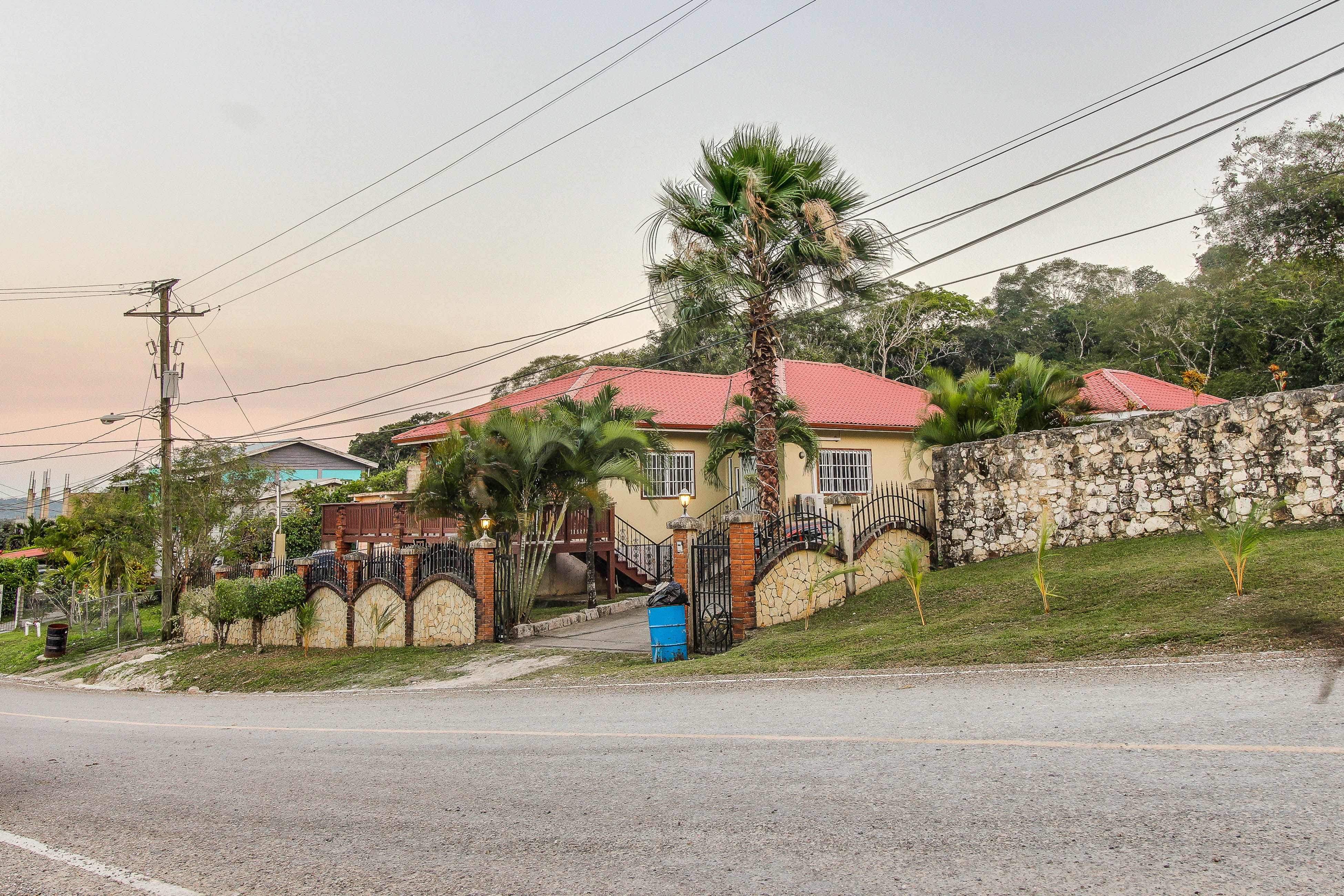 Ambergris Caye Home 1008369