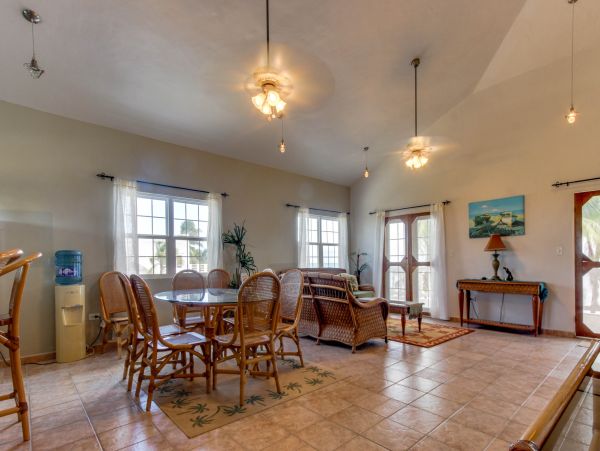 Ambergris Caye Home 1008370