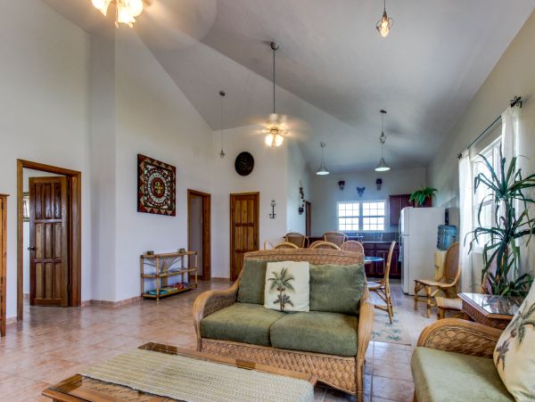 Ambergris Caye Home 1008370