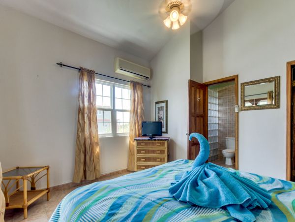 Ambergris Caye Home 1008370