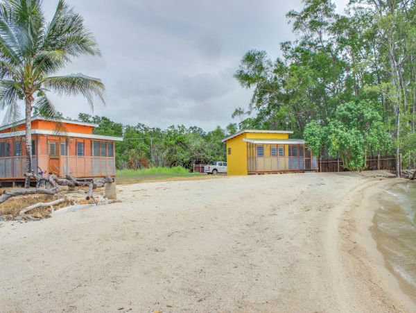 Ambergris Caye Home 1008375