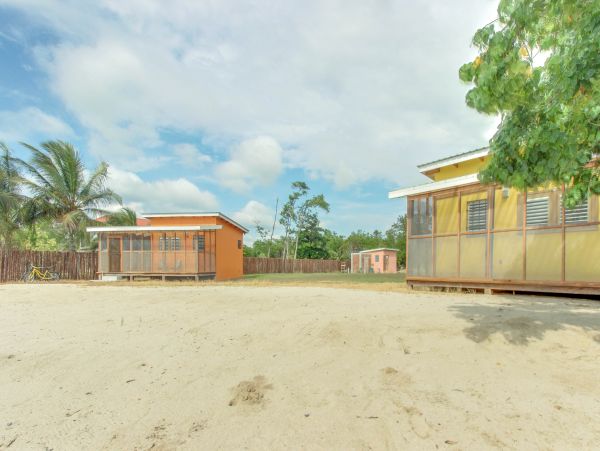 Ambergris Caye Home 1008375