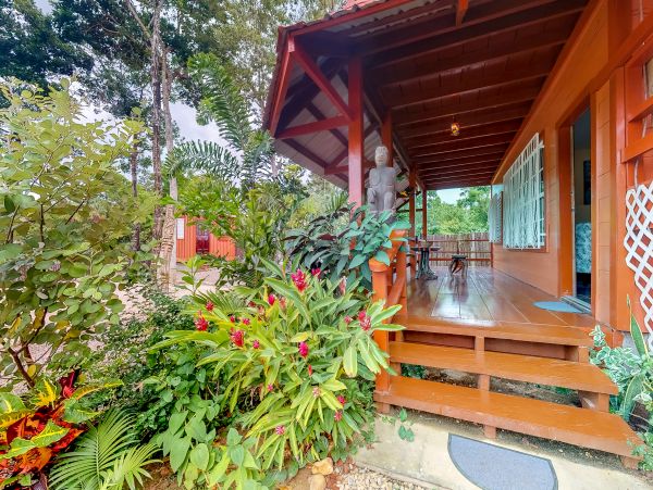 Ambergris Caye Home 1008376