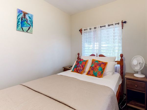 Ambergris Caye Home 1008376