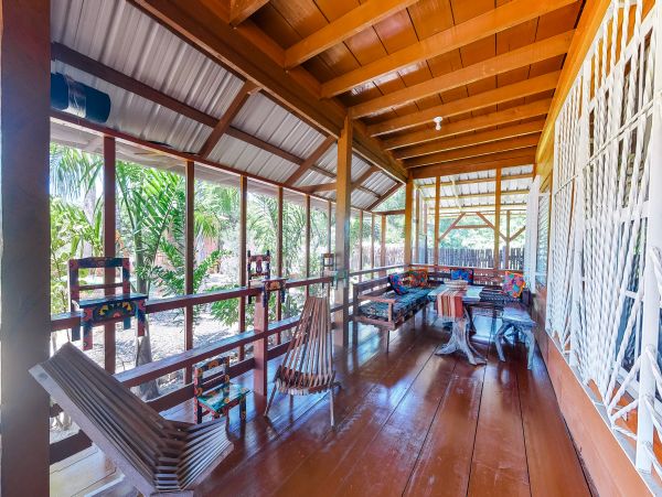 Ambergris Caye Home 1008376